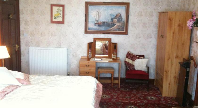 Almond House B&B Единбург Стая снимка