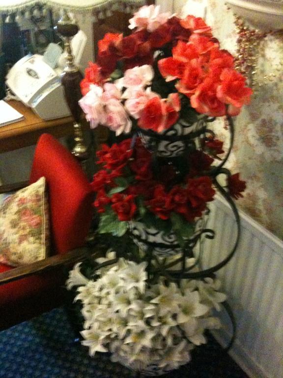 Almond House B&B Единбург Екстериор снимка