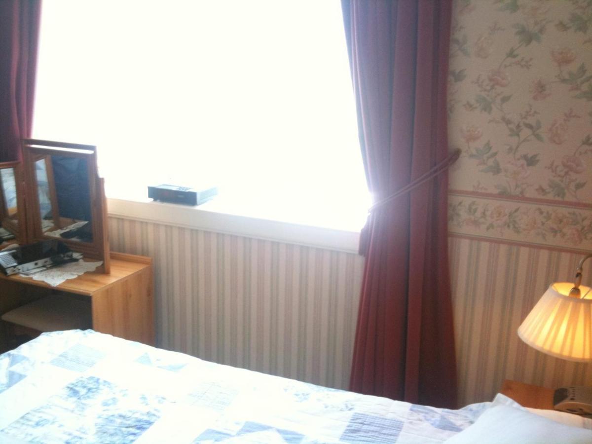 Almond House B&B Единбург Екстериор снимка